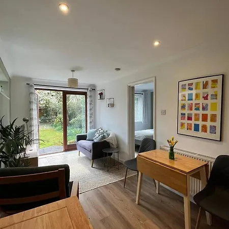 Apartament Sunny Garden Flat. Charming Area. Park & York. York